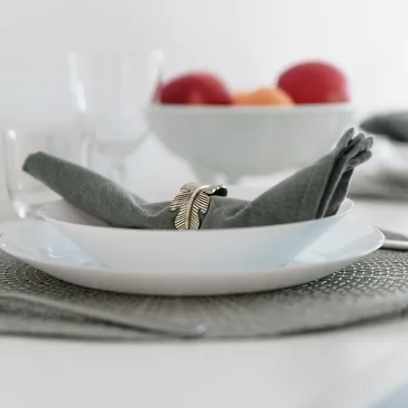 Love Is In The Air - By Myhomeincomo