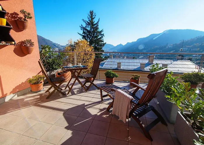 Love Is In The Air - By Myhomeincomo Daire *