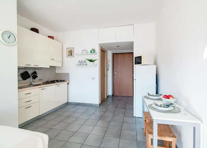 Daire Love Is In The Air - By Myhomeincomo *